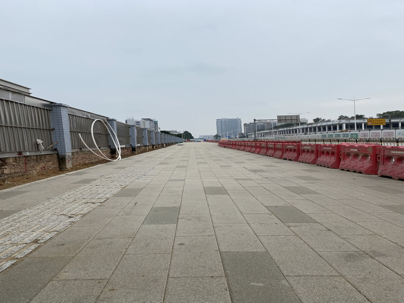 ɳ���\��·���칤��-���е�͸ˮ�uʩ��